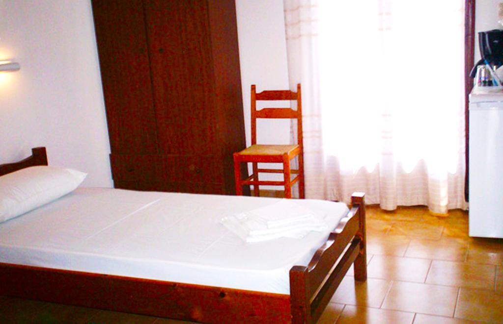 Vaso Rooms Livadakia Exterior photo